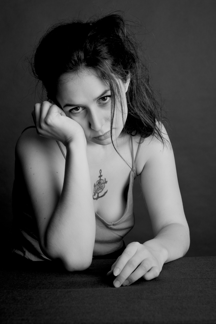 portrait-comédienne-noir-et-blanc Portrait de comédienne en noir et blanc
